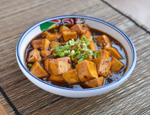 ¿Cuáles son los beneficios del tofu? Alimento popular en las dietas vegetarianas